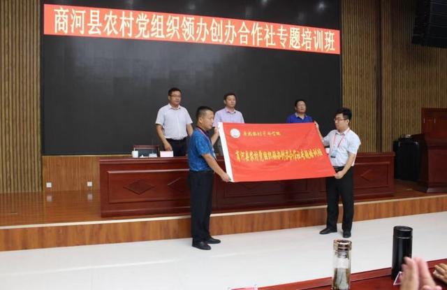 商河县级班子最新任免，友情、责任与小欢喜的日常履职之路