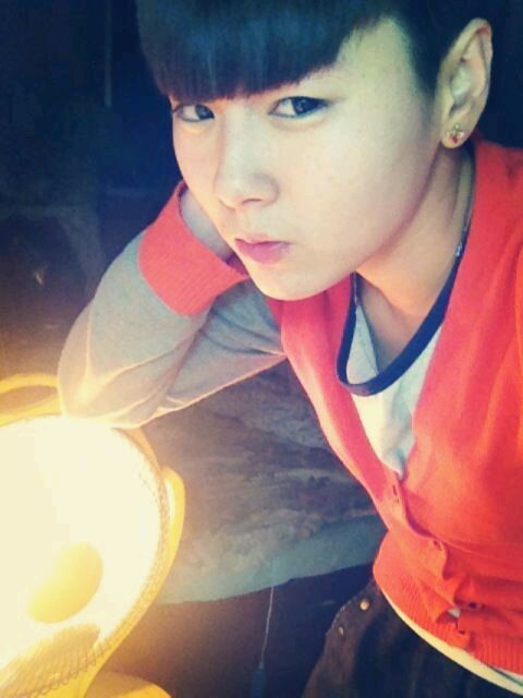 战亚楠最新照片曝光,小巷深处的特色小店探秘之旅