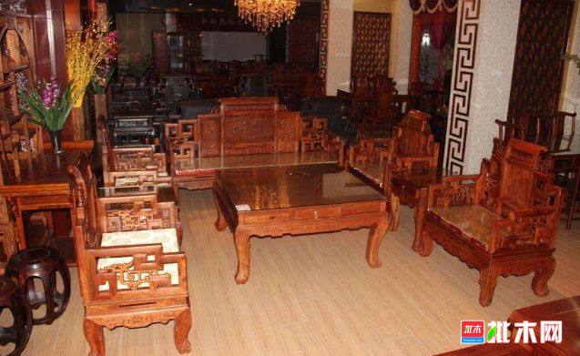 红木市场最新资讯,高科技红木产品引领未来潮流趋势