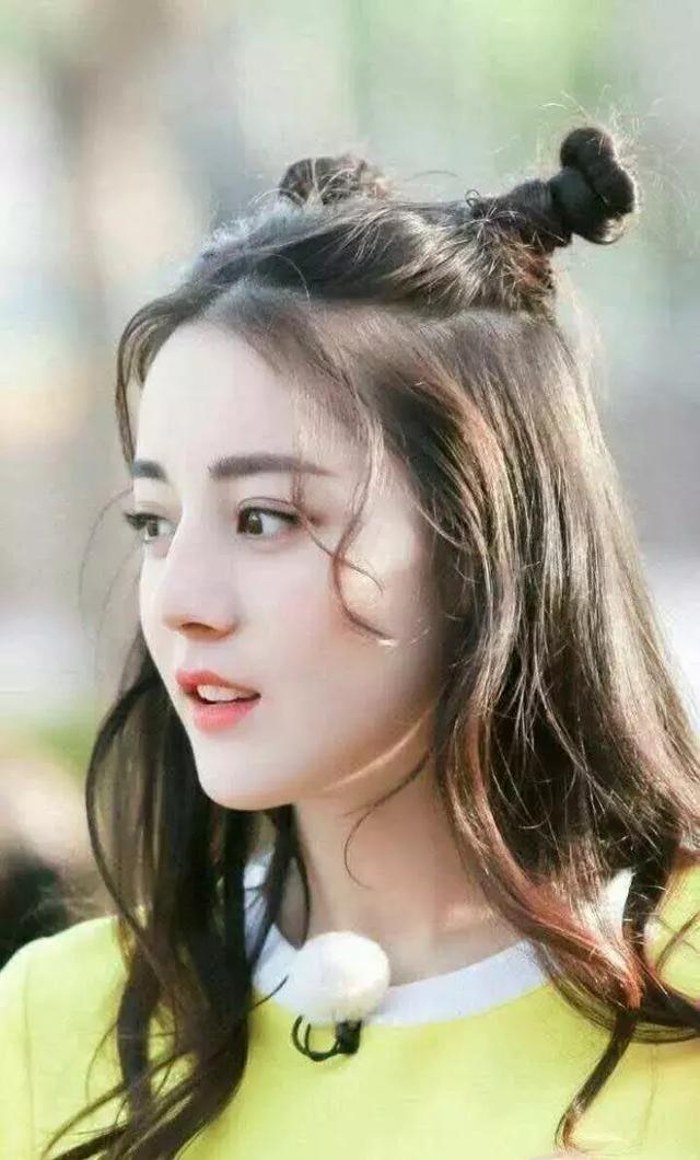 明星颜值的魅力,内外兼修的光芒与自信成就感的源泉