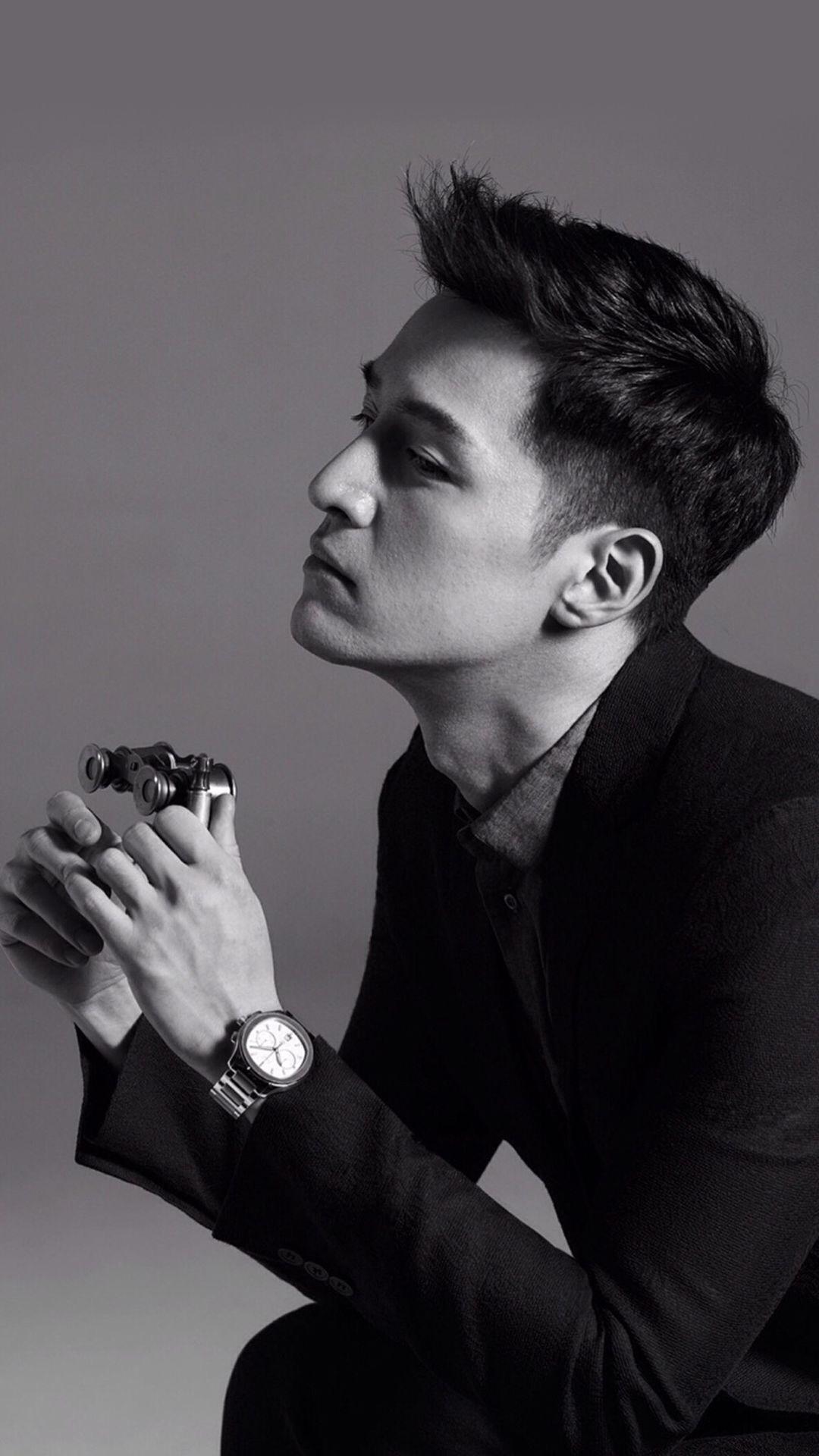 胡歌最新魅力图片大放送!风采依旧迷人至极!