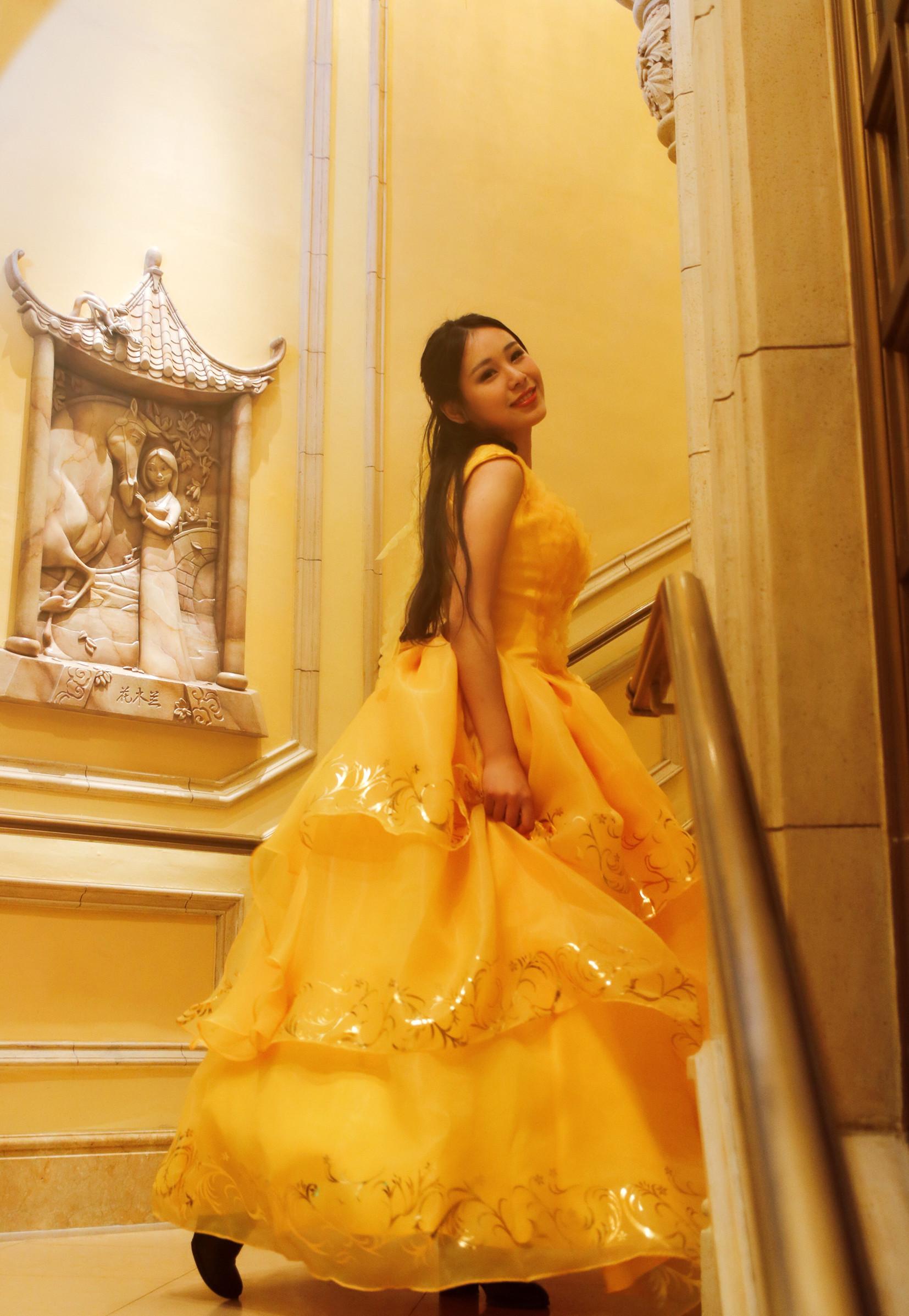 科技与情感交融,最新网络伤感歌曲触动心灵深处