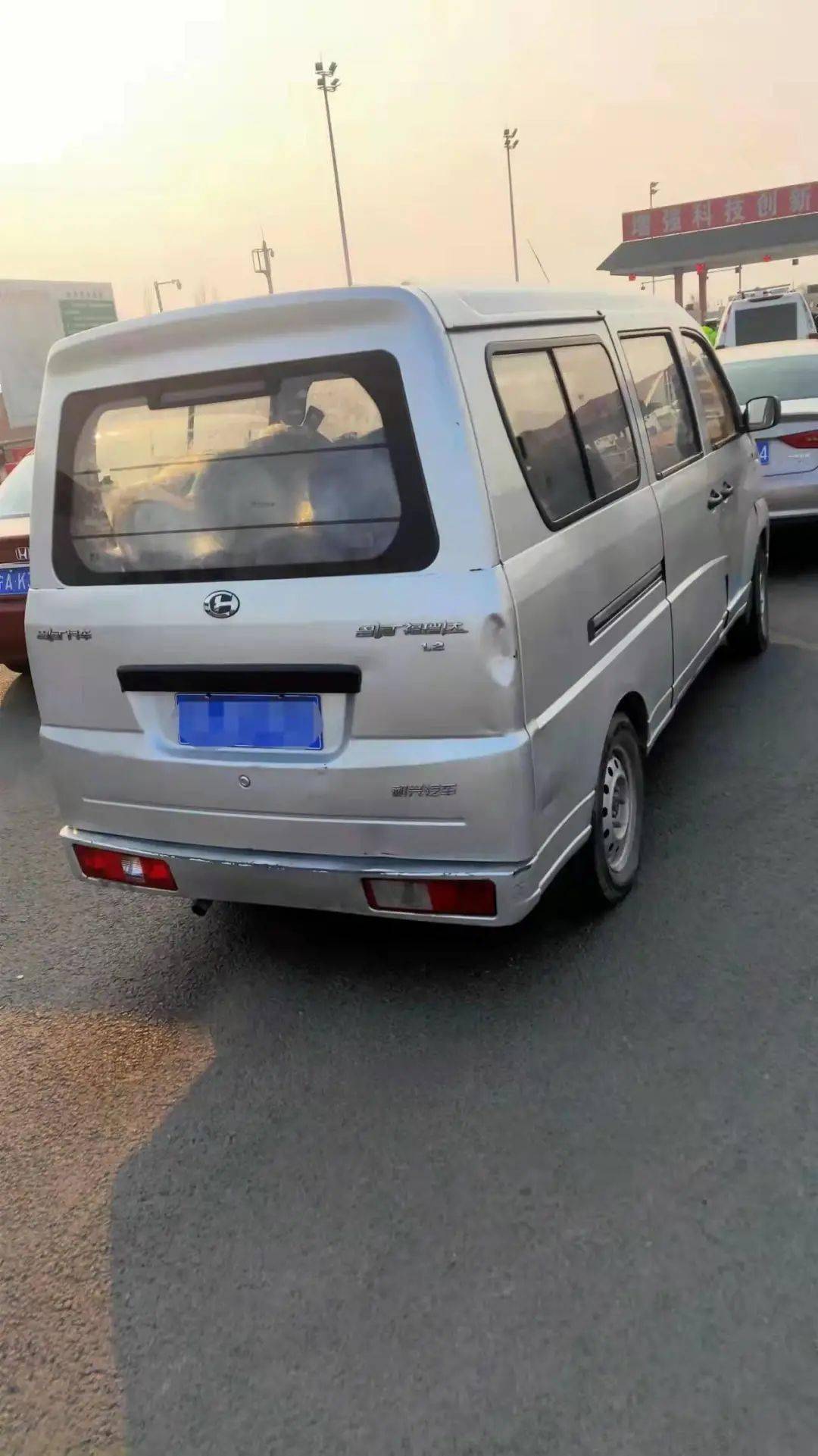 最新交通法下客货混装规定,驾驭变化,自信前行之道