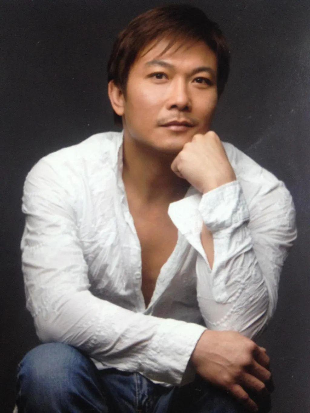 钱小豪的温馨日常最新报道