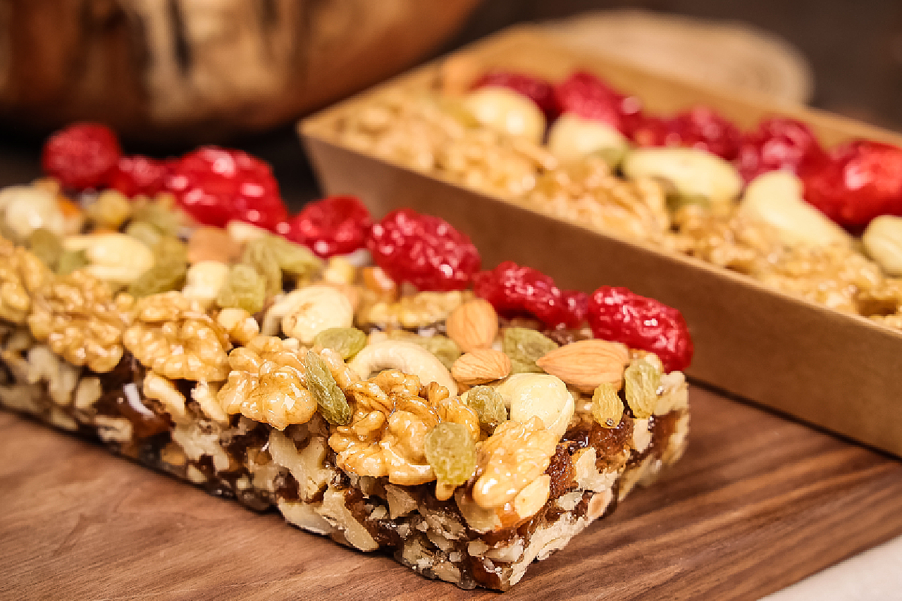 小巷中的最新切糕美味探索之旅