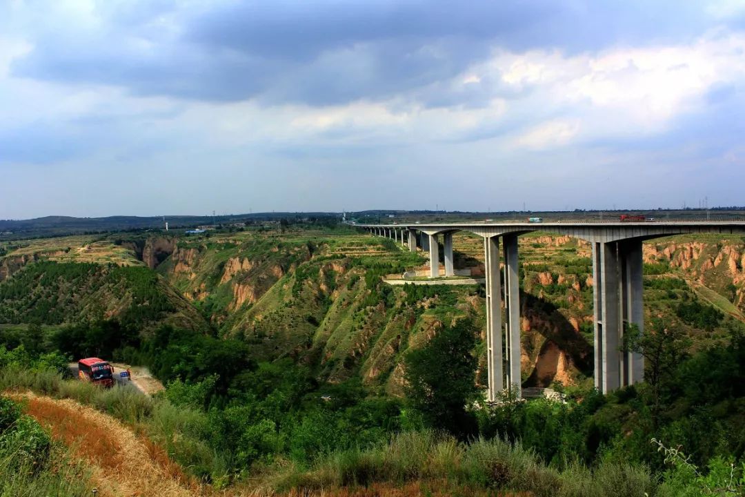 魅力县城旬邑蓬勃发展新篇章