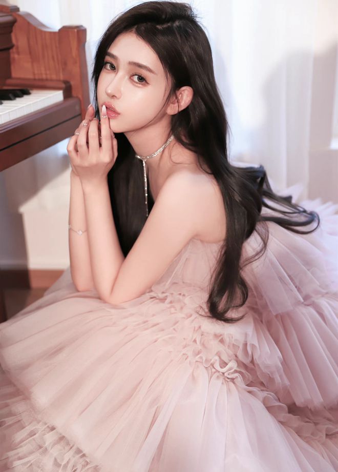 天航最新人像,飞翔的温馨日常风采