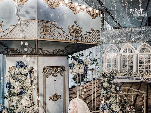 最新庭院婚礼现场布置,缔造浪漫时光的舞台,梦幻婚礼的绽放地