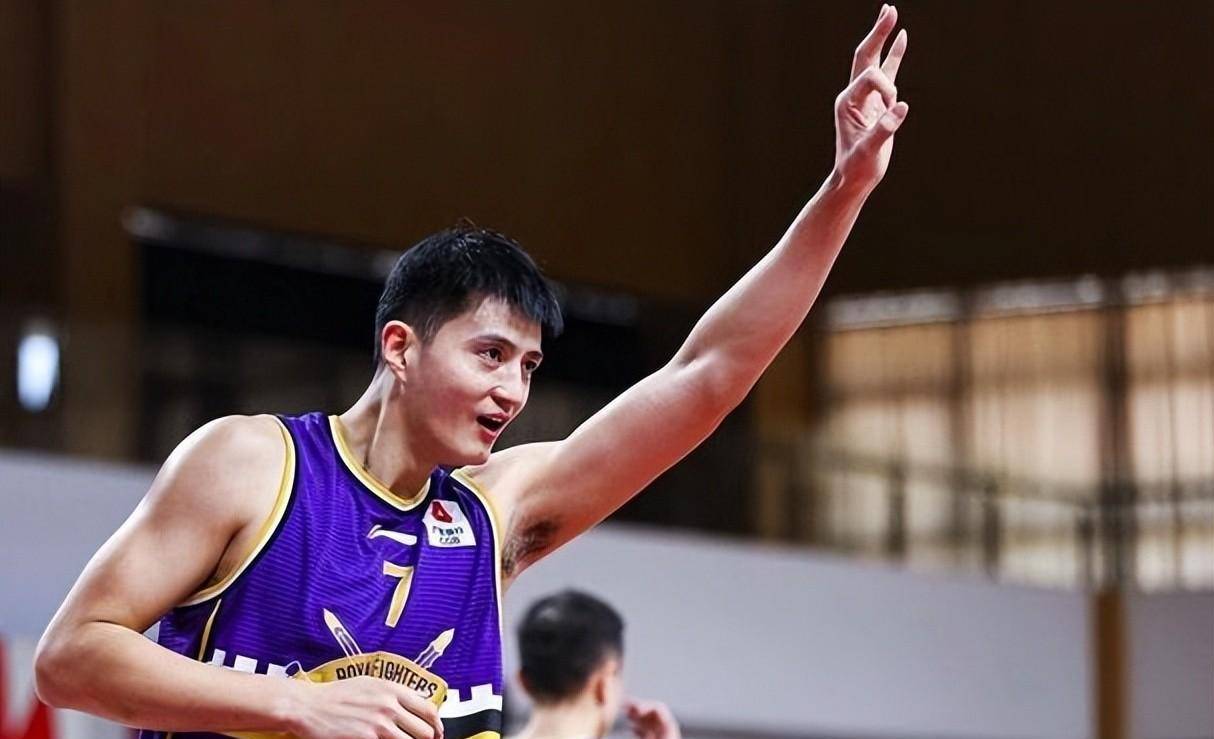 俞长栋最新伤情,逆境中的坚韧,成长的力量展现