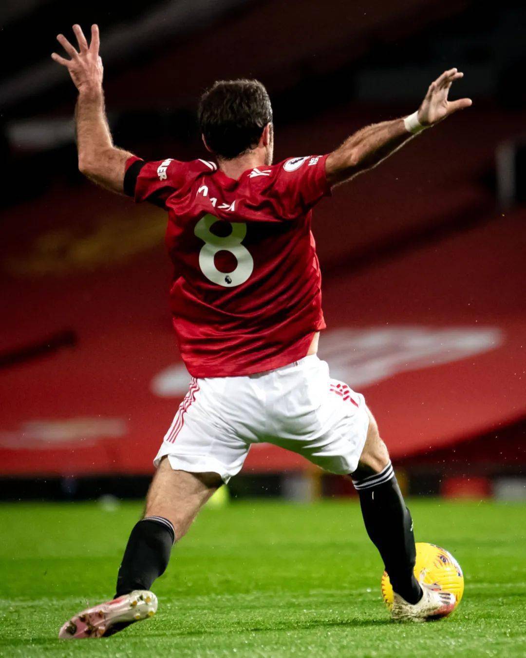 英超最新赛果与心灵之旅，远离尘嚣的自然美景带你发现内心平静