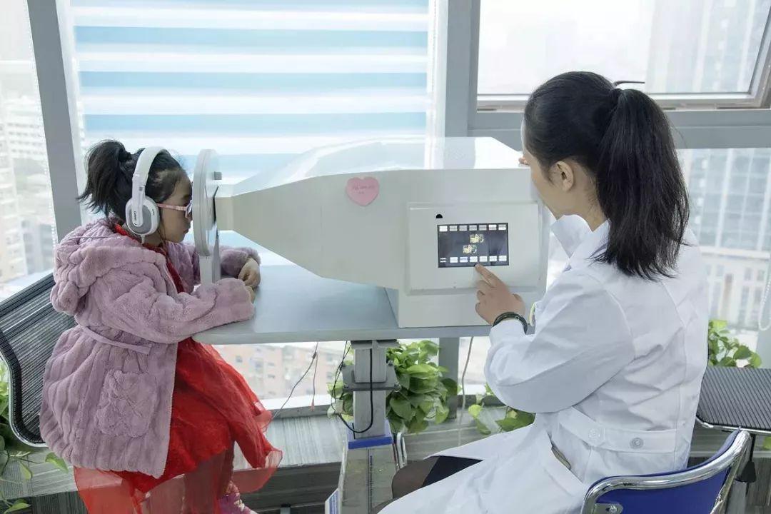 探索视觉奇遇,小巷中的最新弱视眼镜宝藏