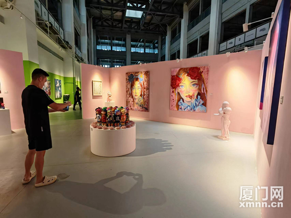 厦门画展最新动态，艺术之变与自信成就之源