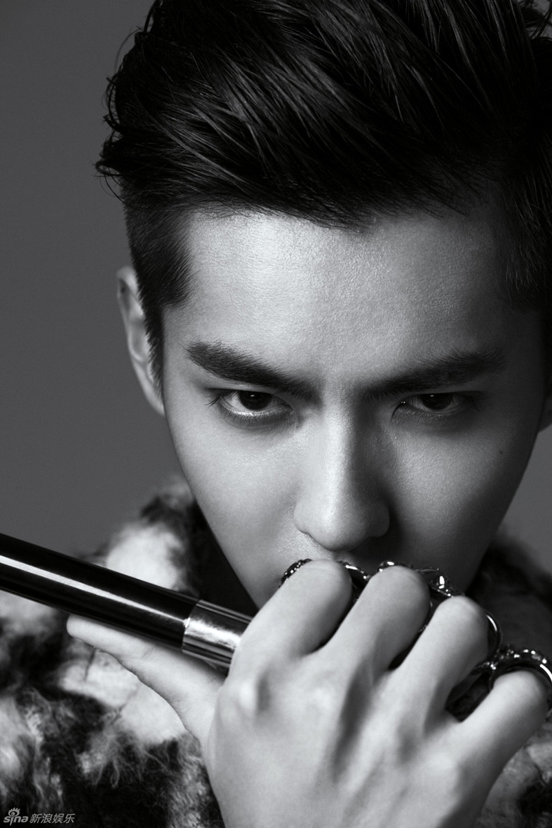 吴亦凡最新写真亮相,时尚王者风范魅力四溢!