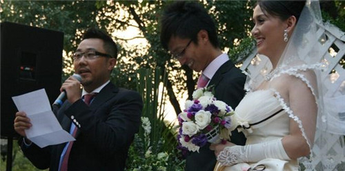 小巷深处的独特浪漫，最新证婚人婚礼致辞精选
