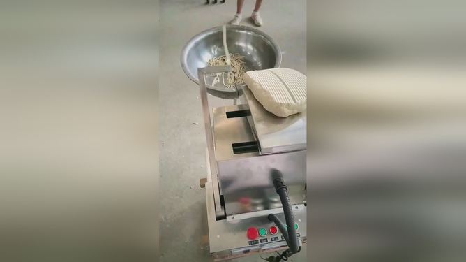 革新面食制作体验，新款削面器亮相！
