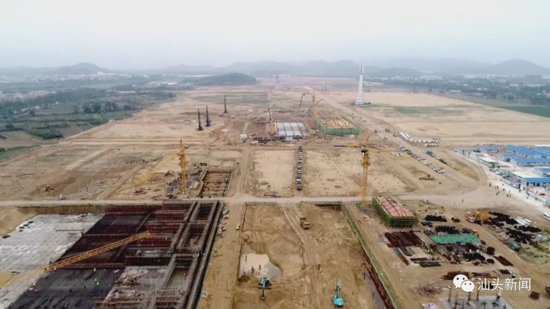 潮阳区姚佐雄,变化中的力量与励志之光