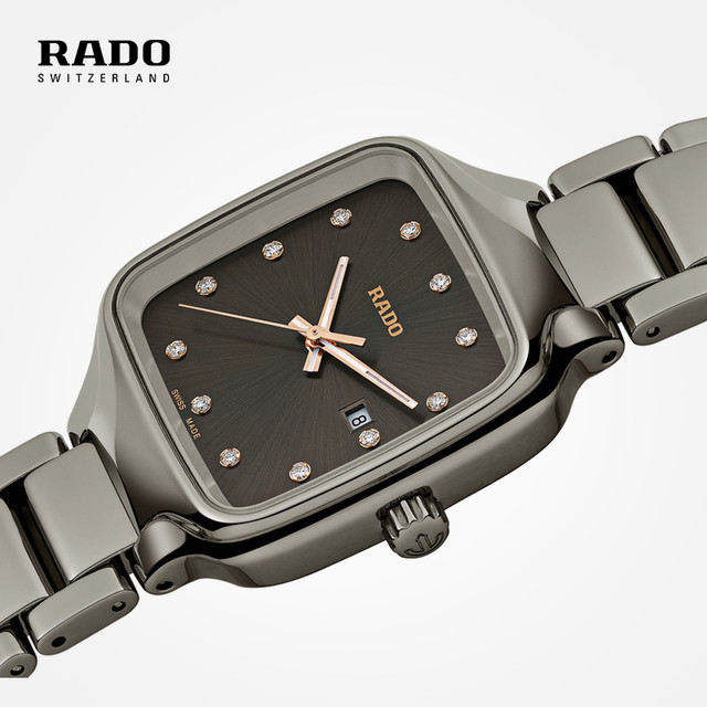 最新款女士雷达手表,小巷中的时尚隐秘宝藏