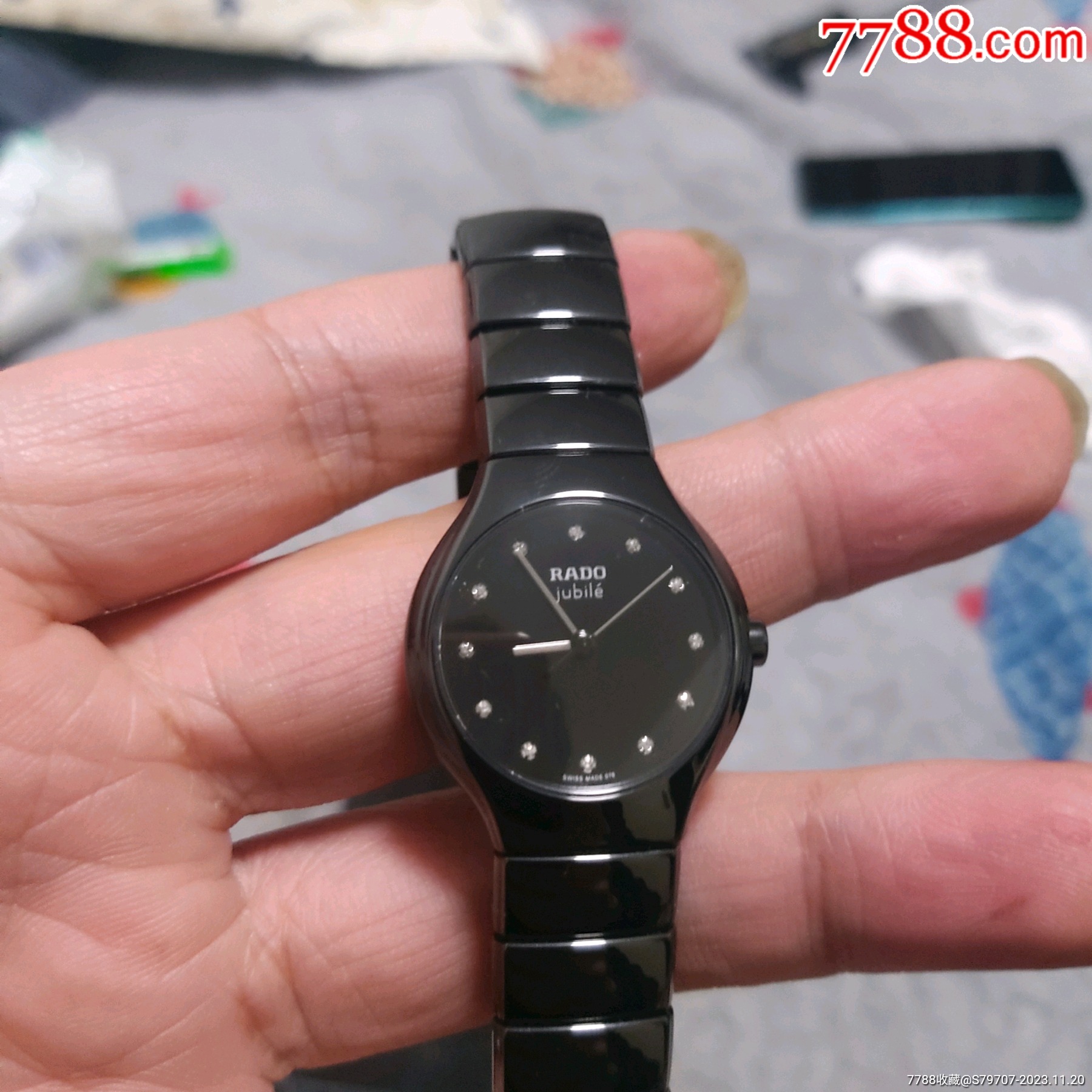 最新款女士雷达手表,小巷中的时尚隐秘宝藏