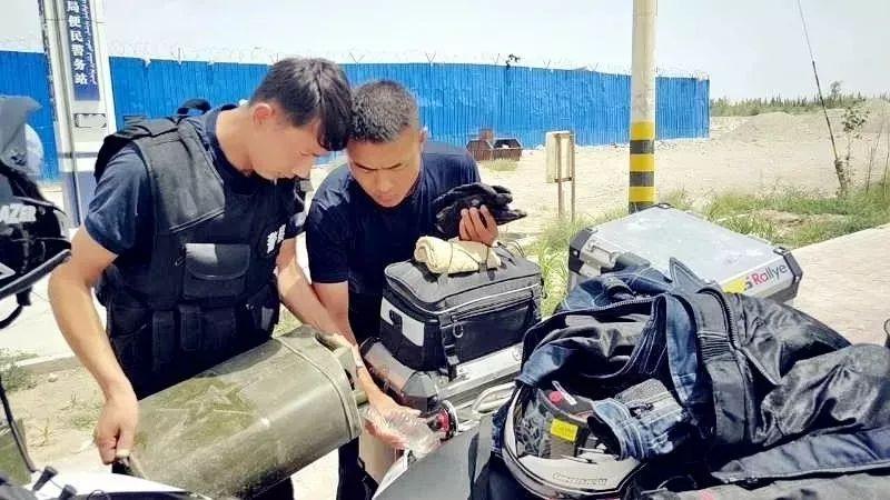 内地男演员演绎警察角色,远离尘嚣探索自然美景的旅行魅力