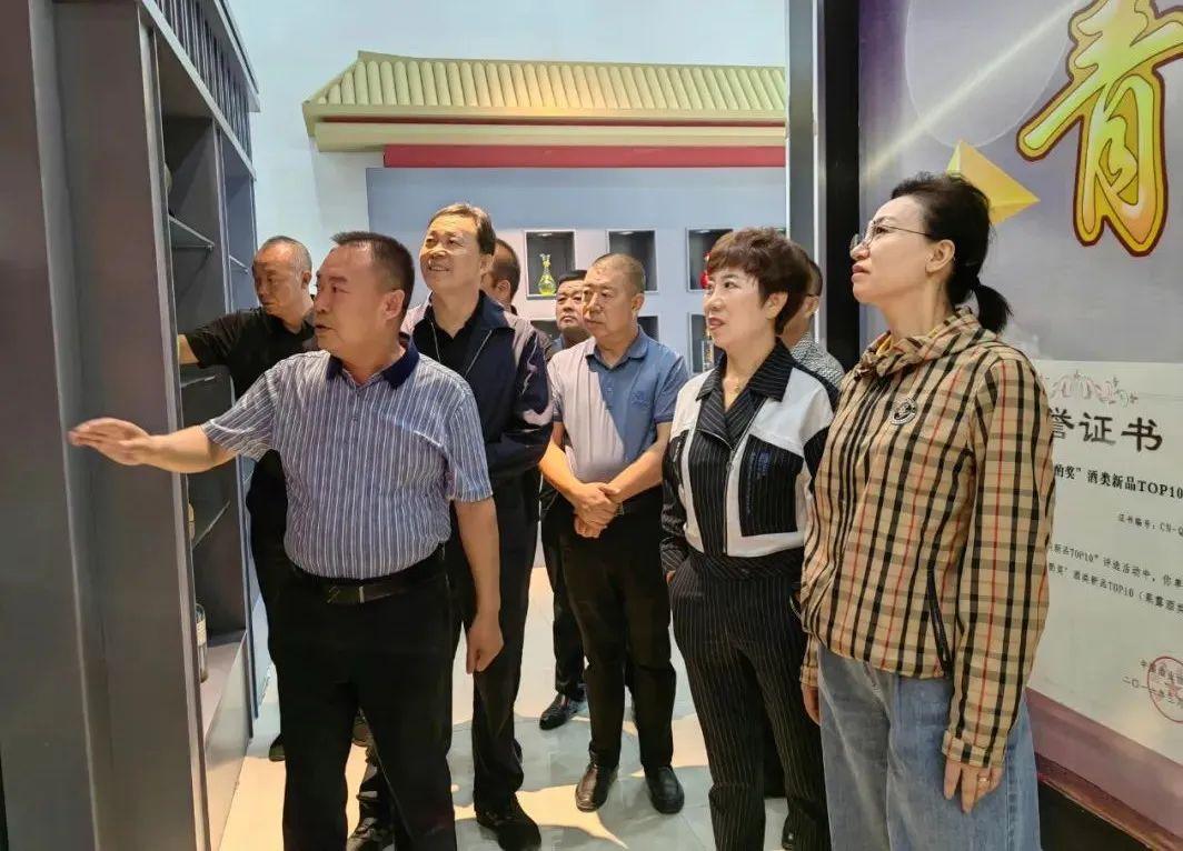 广汇物流最新动态与小巷特色小店的独特魅力