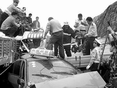 唐津高速车祸最新消息通报