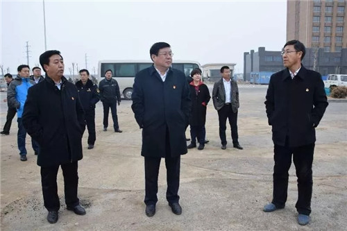 张国栋中将最新消息揭秘，关注军事新闻的步骤指南