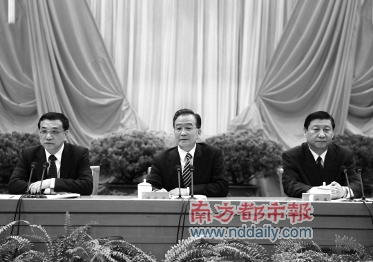 中组部伍鸿亮最新消息，小巷探索之旅背后的故事