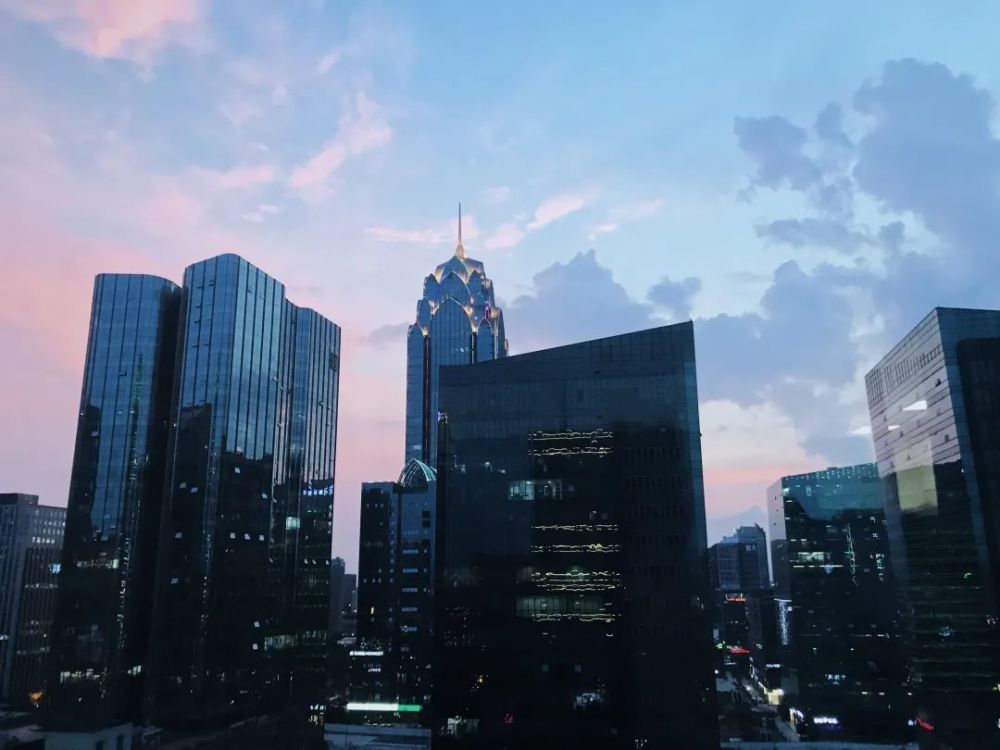 宁波楼市新政与巷弄特色小店探秘