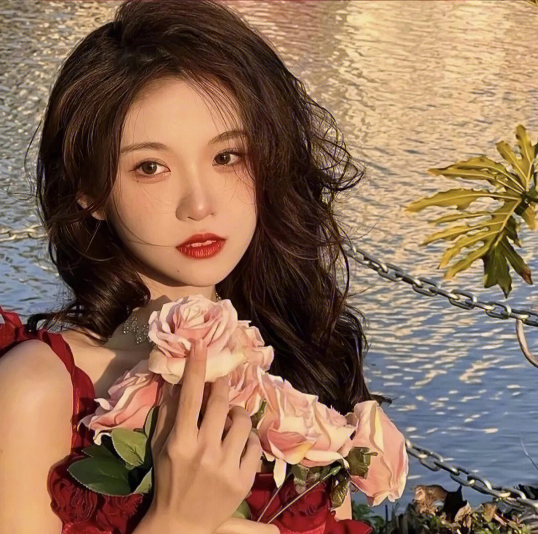 女生头像流行趋势，最新高级风格的选择与建议