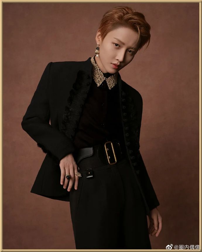 刘雨昕最新杂志,时尚魅力完美融合