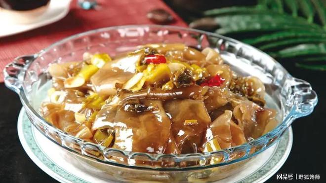 笨萝卜带你解锁最新推荐菜,味蕾盛宴即将开启!